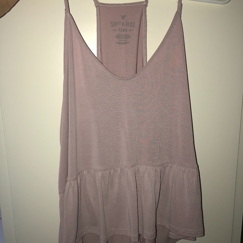 Soft pink American Eagle peplum tank